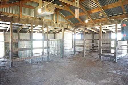 372 Noland Road Whitesboro, TX 76273