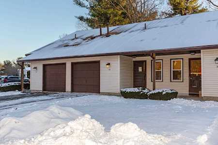 52 Decarolis Dr #52 Tewksbury, MA 01876