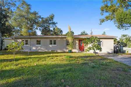 241 Caldwell Street Apopka, FL 32712