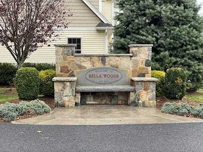 8 Rockingham Drive #127 Tewksbury, MA 01876