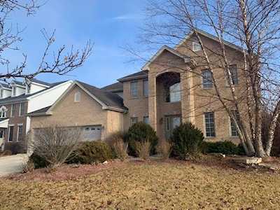 179 Amherst Circle Oswego, IL 60543