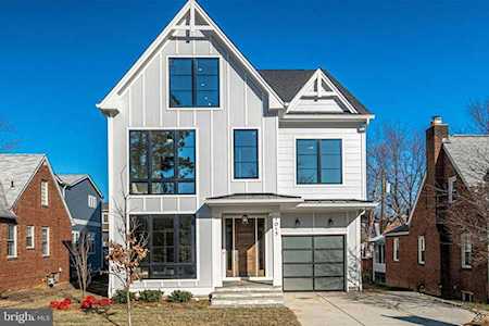 1015 21st St S Arlington, VA 22202