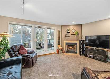 1610 Park Ave #B-1 Bremerton, WA 98337