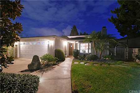 26882 Calle Maria Dana Point, CA 92624