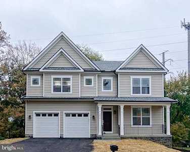 7017A Woodland Dr Springfield, VA 22151