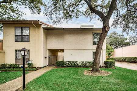 9202 Emberglow Lane Dallas, TX 75243