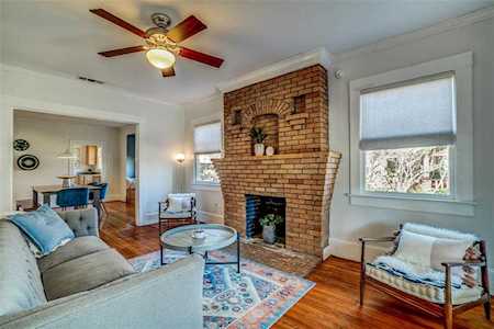 233 S Windomere Avenue Dallas, TX 75208