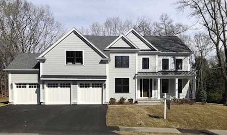 241 Lowell Rd Wellesley, MA 02481