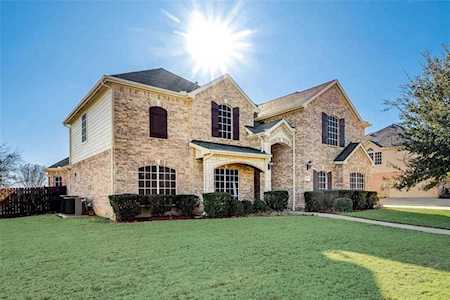 1617 Bassett Hound Drive Fort Worth, TX 76052
