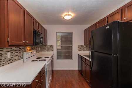 231 Horizon Ridge #2824 Henderson, NV 89012
