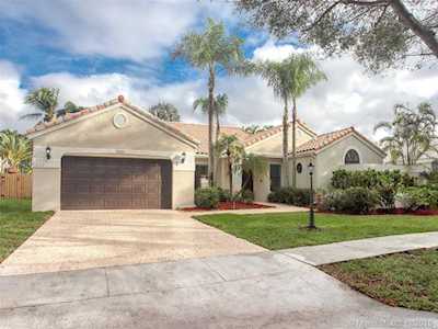 3651 Washington Ln Cooper City, FL 33026