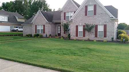 4393 Guinevere Ln Bartlett, TN 38135