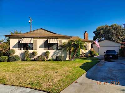 6136 Wolfe Street Lakewood, CA 90713