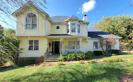 206 Wickfield Dr Louisville, KY 40245