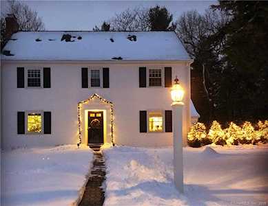 75 High Farms Road West Hartford, CT 06107