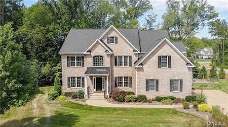 4708 Summer Lake Ct Moseley, VA 23120