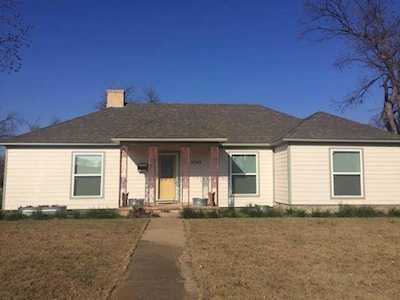 5705 Briarcliff Road Haltom City, TX 76117
