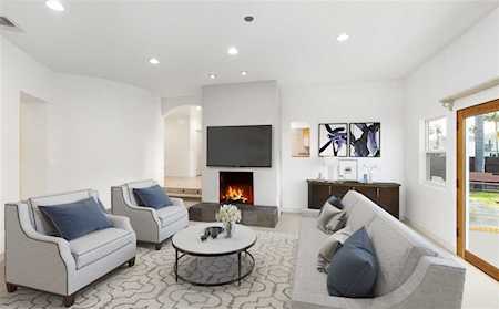 700 Valley Ave Solana Beach, CA 92075