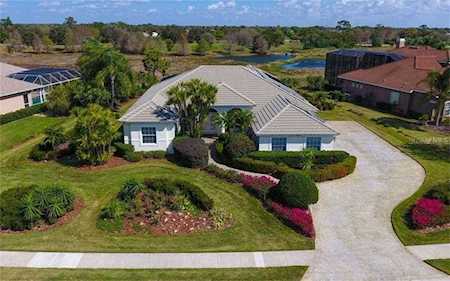 10126 Cherry Hills Avenue Circle Bradenton, FL 34202
