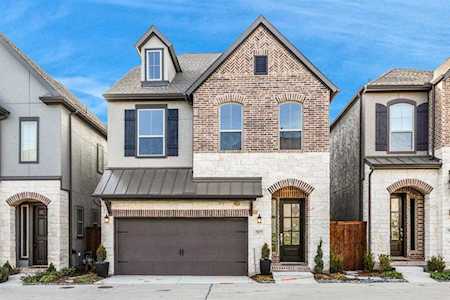 7077 Mistflower Lane Dallas, TX 75231