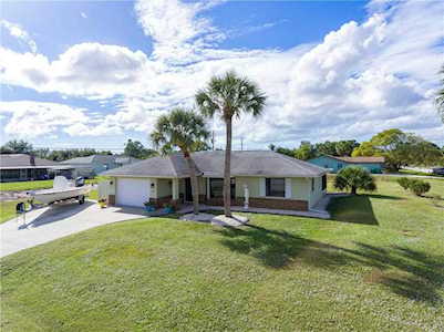 6259 Sunnybrook Boulevard Englewood, FL 34224