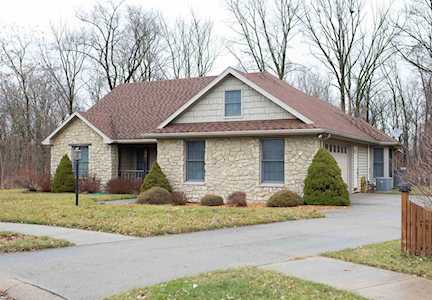729 Arcadia Court Kendallville, IN 46755