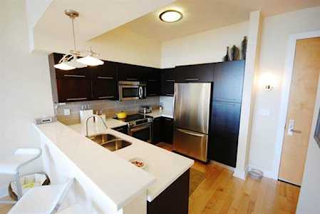 603 Davis St #1806 Austin, TX 78701
