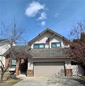 160 Woodfield Road SW Calgary, AB T2W 3V9