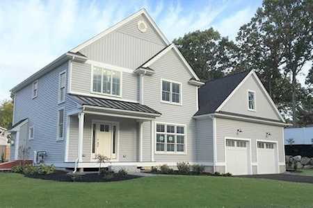 3 Norwich Road Norwood, MA 02062