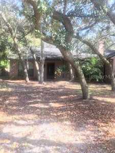 735 S Edgemon Avenue Winter Springs, FL 32708