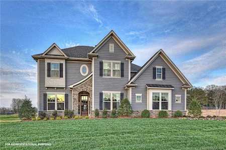 5074 Hyannis Ct Weddington, NC 28104