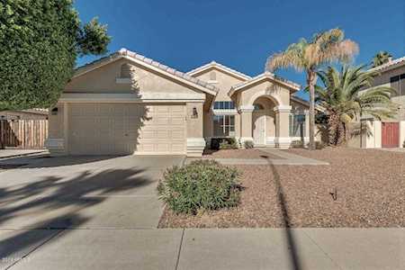 1932 W Falcon Drive Chandler, AZ 85286