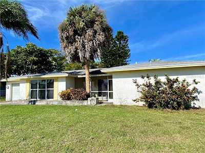 42 Caddy Road Rotonda West, FL 33947