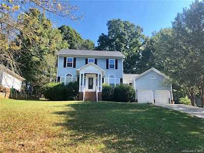 1425 Bear Mountain Rd Charlotte, NC 28214