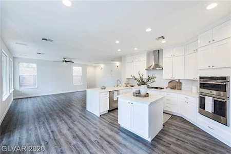 2274 Tedesca Dr Henderson, NV 89052
