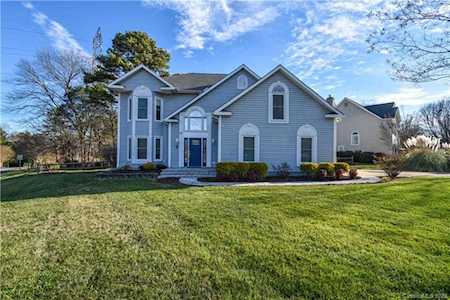 12420 Locust Grove Ln Huntersville, NC 28078