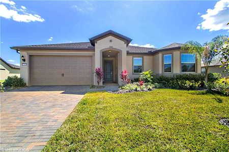 17590 Sailfin Drive Orlando, FL 32820