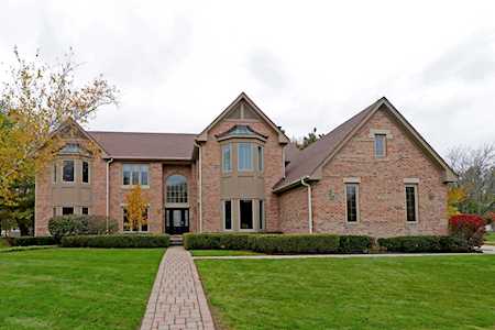 2920 Dunstan Ln Buffalo Grove, IL 60089