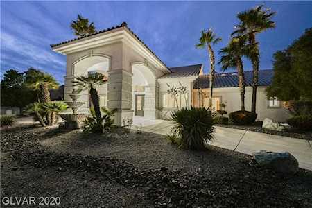 5725 Michelli Crest Way Las Vegas, NV 89149
