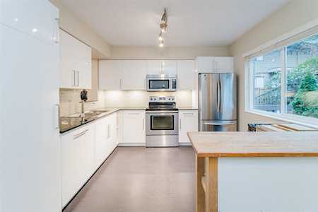 323 Evergreen Drive #B Port Moody, BC V3H 1S1