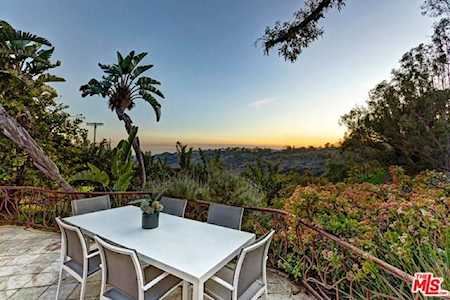 3193 Benedict Canyon Drive Beverly Hills, CA 90210