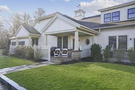 599 Washington Street #9 Pembroke, MA 02359