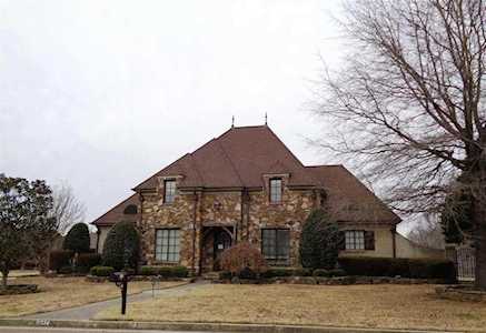 10334 Herons Ridge Cv Lakeland, TN 38002