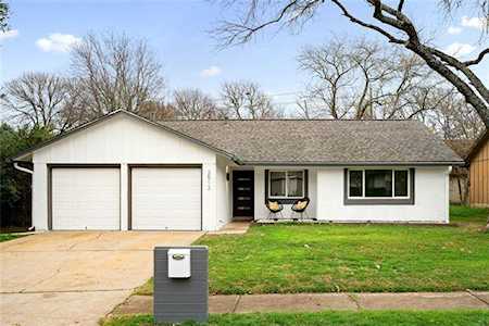 2512 Lazy Oaks Dr Austin, TX 78745