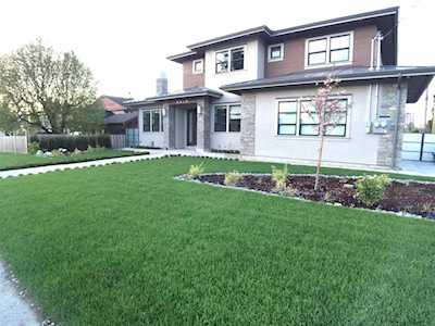 6626 Fulton Avenue Burnaby, BC V5E 3H1