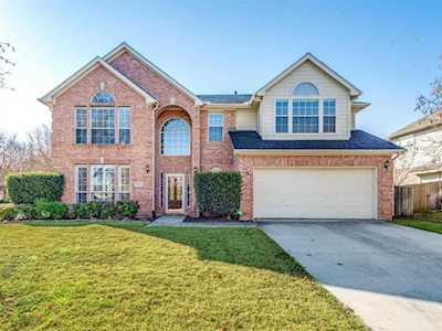 2807 Woodhaven Drive Grapevine, TX 76051