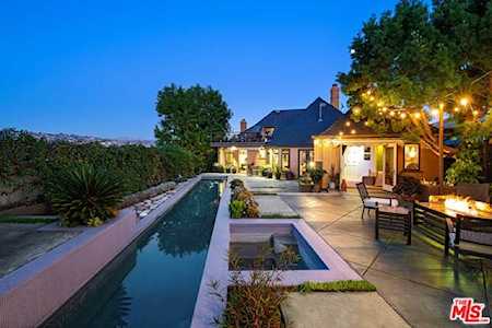 1243 Beverly Green Drive Beverly Hills, CA 90212