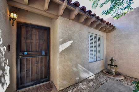 11621 N 40th Way Phoenix, AZ 85028