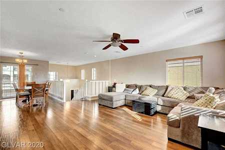 10623 W Gilmore Ave Las Vegas, NV 89129