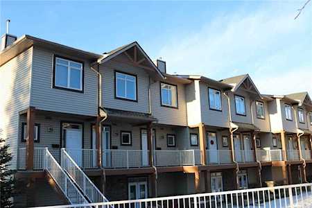 181 Rockyledge View NW #11 Calgary, AB T3G 6B1